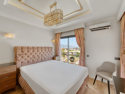 Апартаменты 3+1 с мебелью в одном из престижных комплексов с видом на море в центре Алании