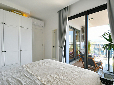 Стильная квартира 1+1 с мебелью и видом на море в районе Махмутлар