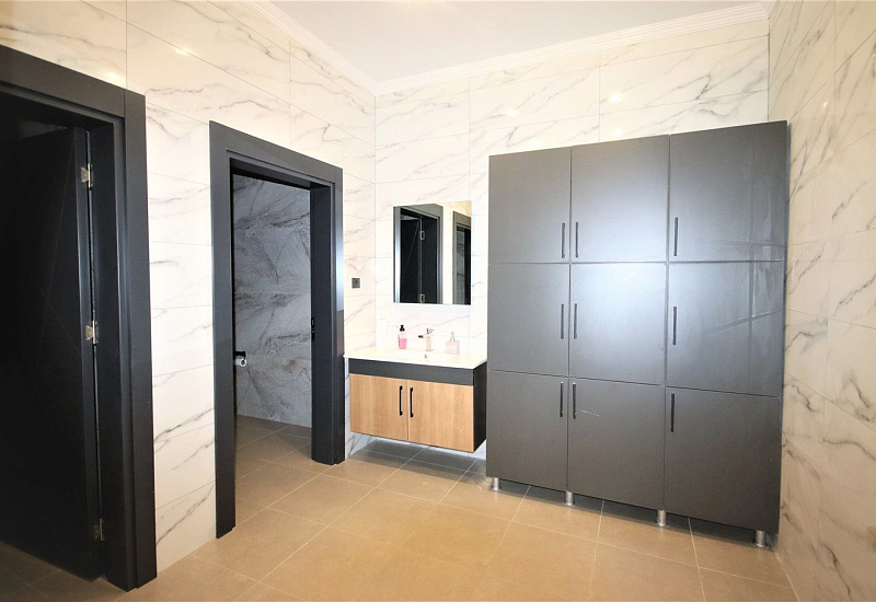 Апартаменты 1+1 в аренду в новом жилом комплексе с видом на бассейн в Махмутларе