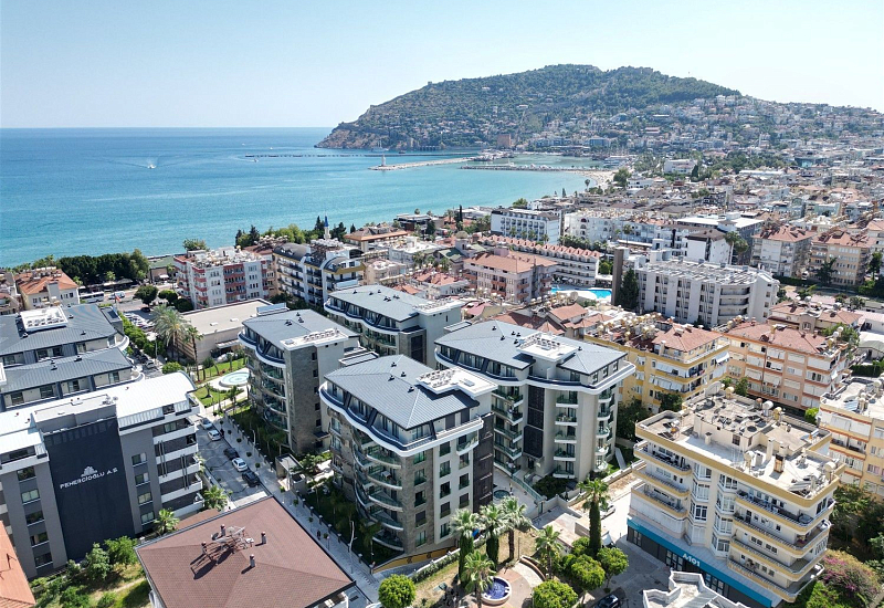 Меблированная квартира 1+1 в центре Алании, всего в 120 метрах от моря