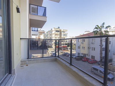 Готовые апартаменты 1+1 в популярном районе Махмутлар